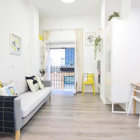 Apartamento Atarazanas Malaga Centro Historico ภายนอก รูปภาพ