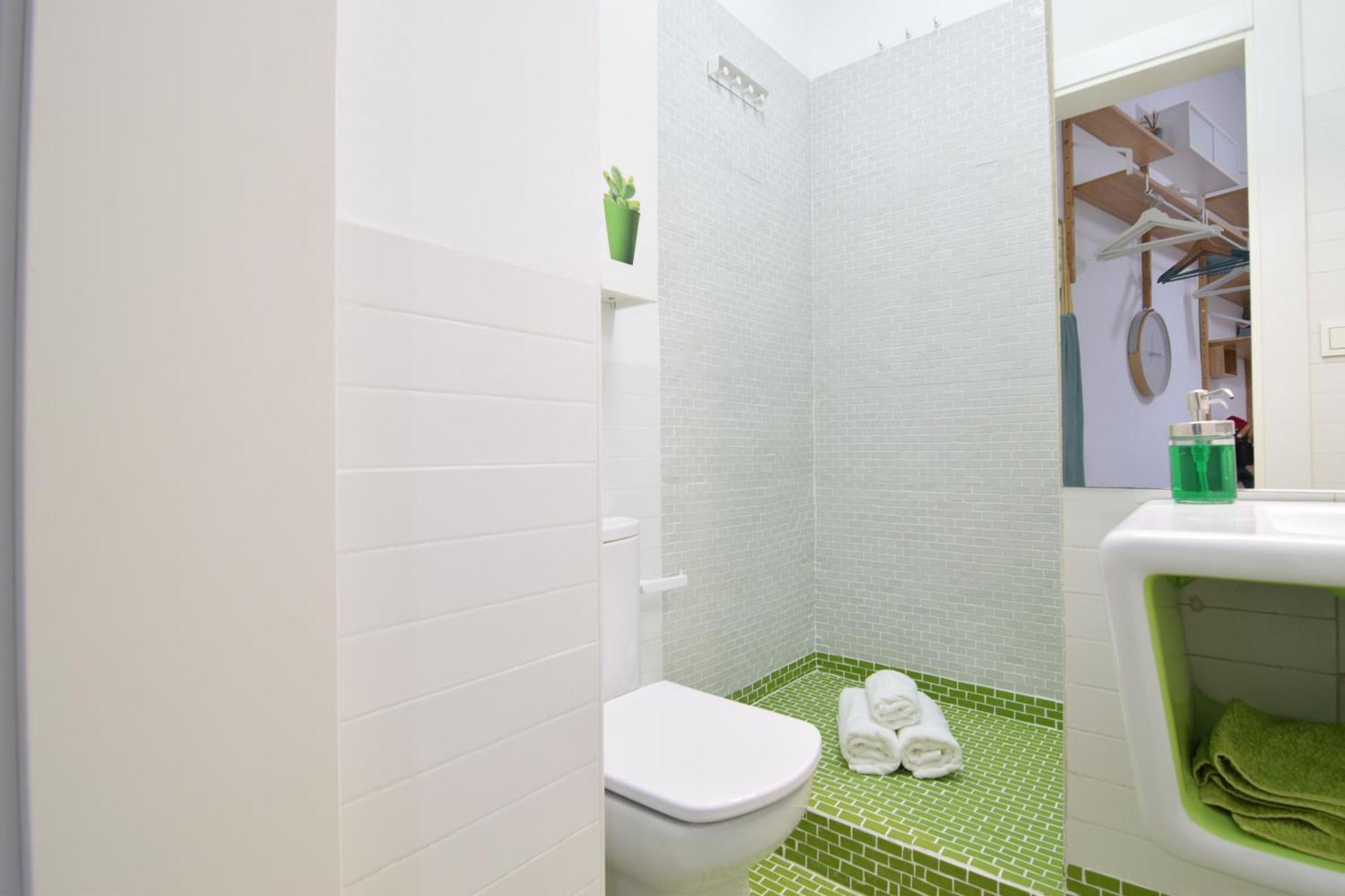 Apartamento Atarazanas Malaga Centro Historico ภายนอก รูปภาพ