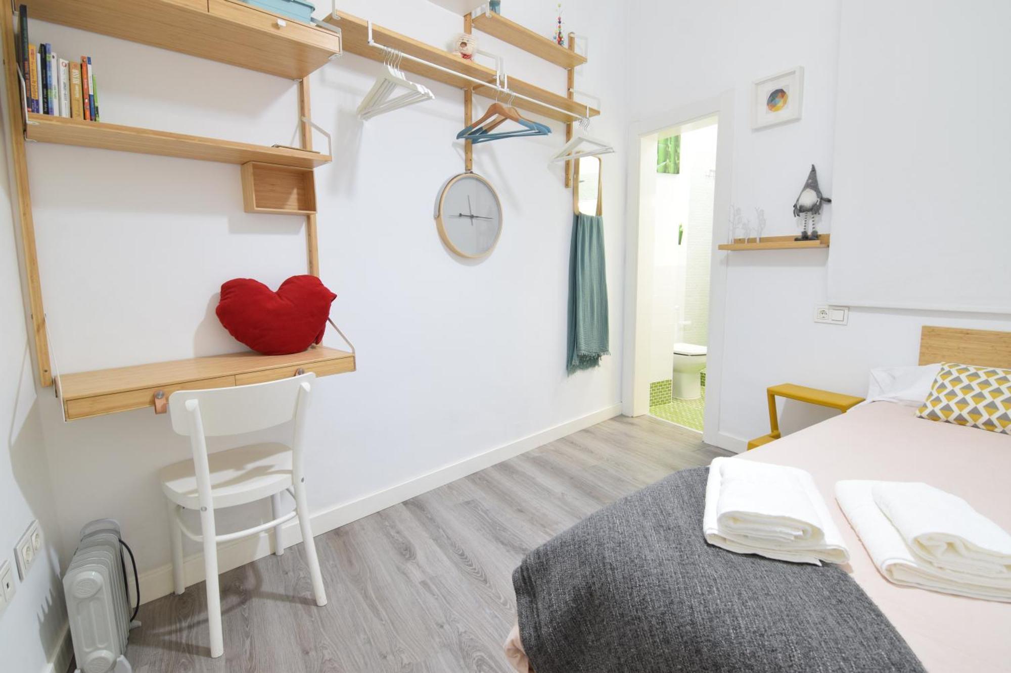 Apartamento Atarazanas Malaga Centro Historico ภายนอก รูปภาพ