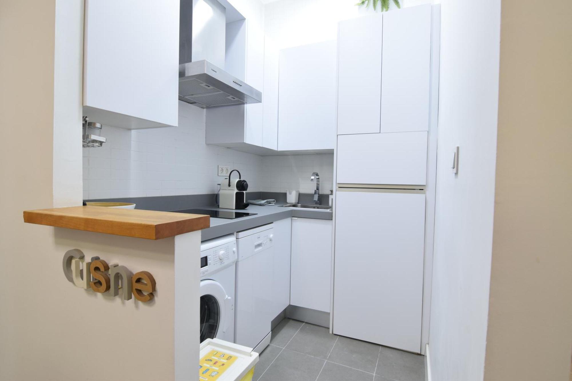 Apartamento Atarazanas Malaga Centro Historico ภายนอก รูปภาพ