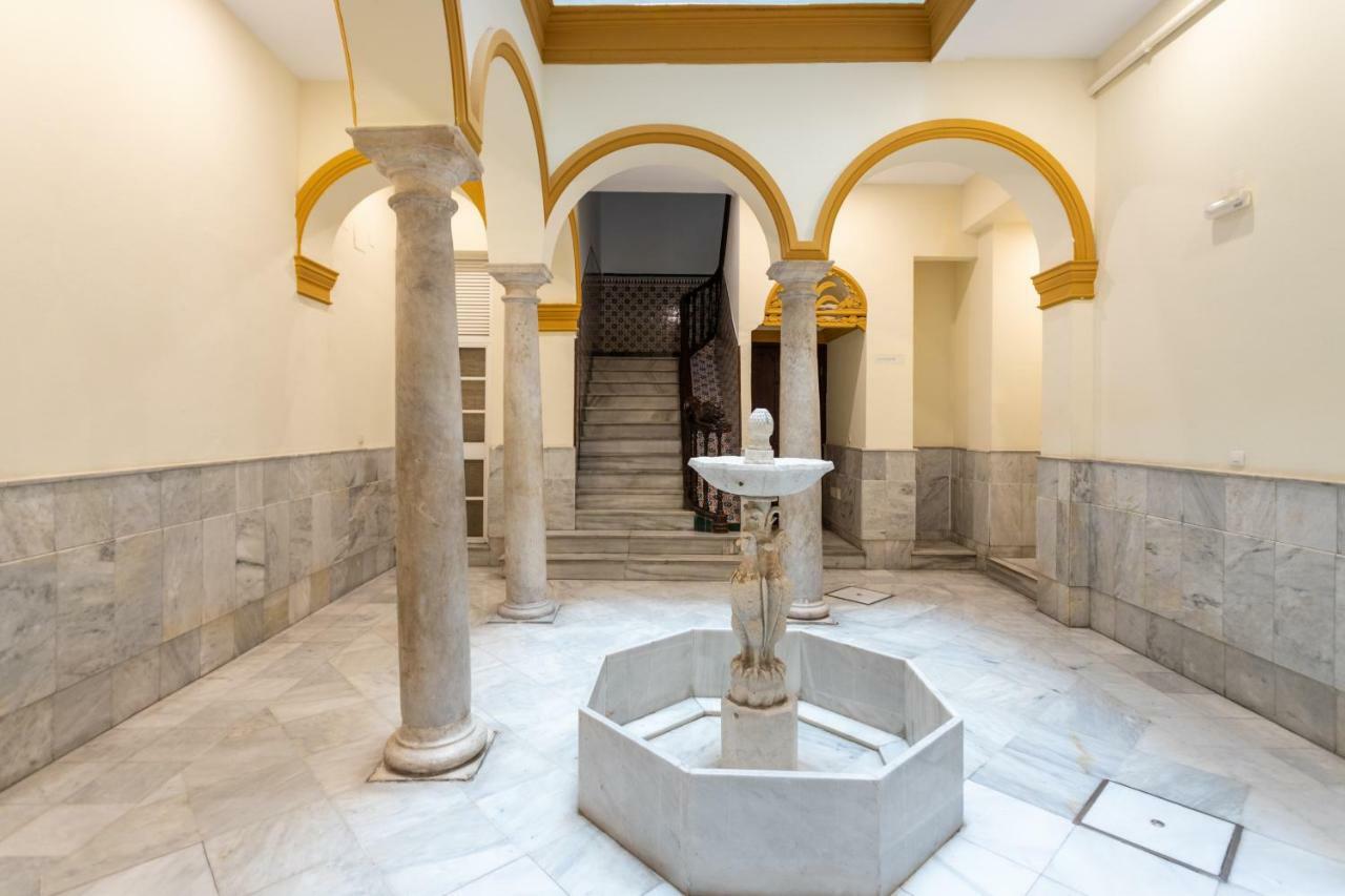 Apartamento Atarazanas Malaga Centro Historico ภายนอก รูปภาพ