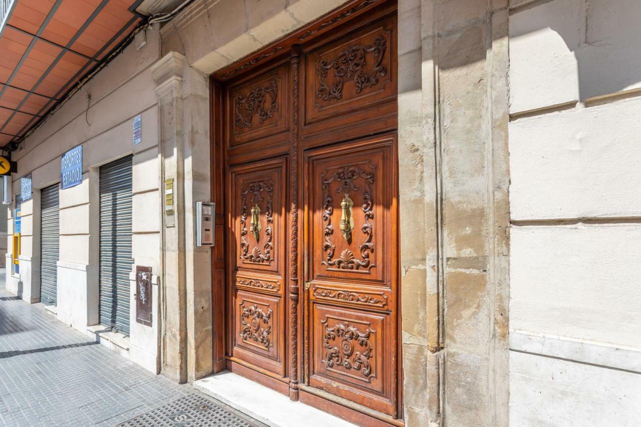 Apartamento Atarazanas Malaga Centro Historico ภายนอก รูปภาพ