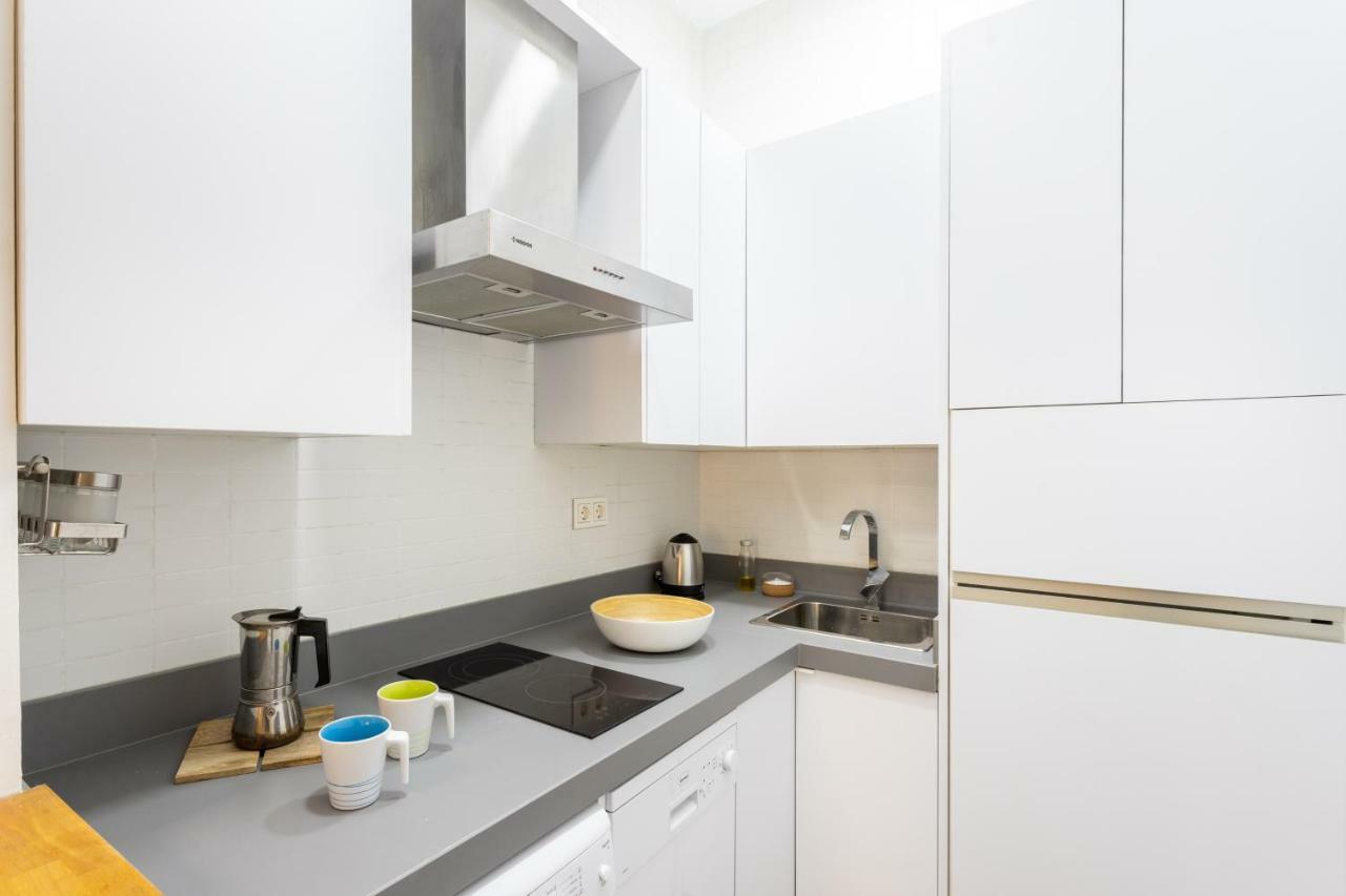 Apartamento Atarazanas Malaga Centro Historico ภายนอก รูปภาพ