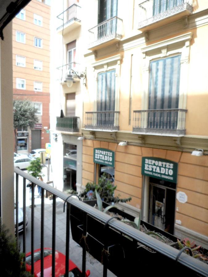Apartamento Atarazanas Malaga Centro Historico ภายนอก รูปภาพ
